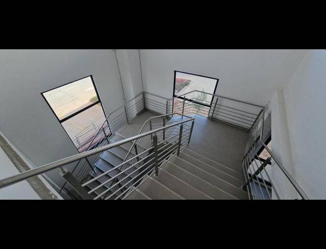 INDUSTRIAL PROPERTY TO RENT IN POMONA